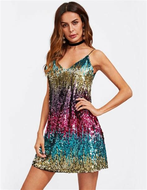 vestido lantejoulas curto